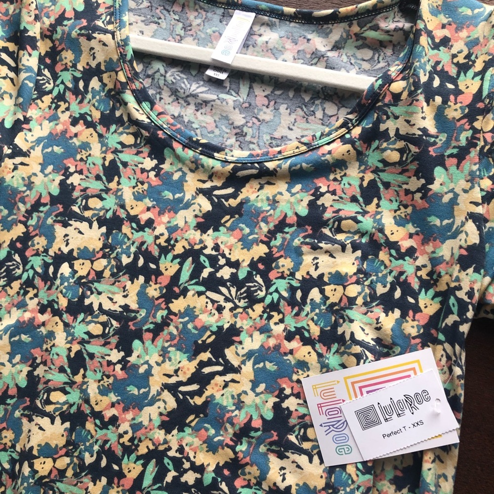 LuLaRoe Perfect T